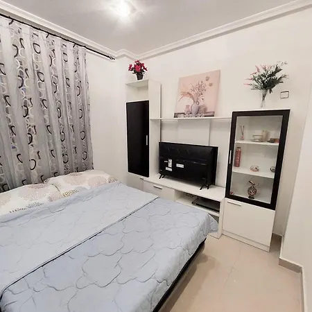 Pritty Baltico Апартаменти Торрев'єха